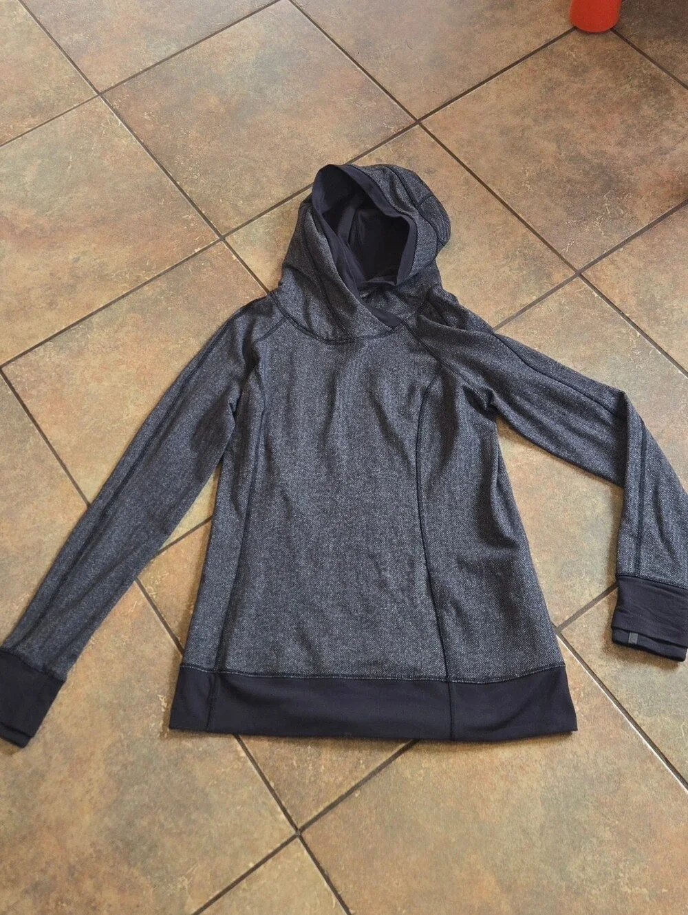 Lululemon Think Fast Hoodie Heathered Herringbone Black Size 10